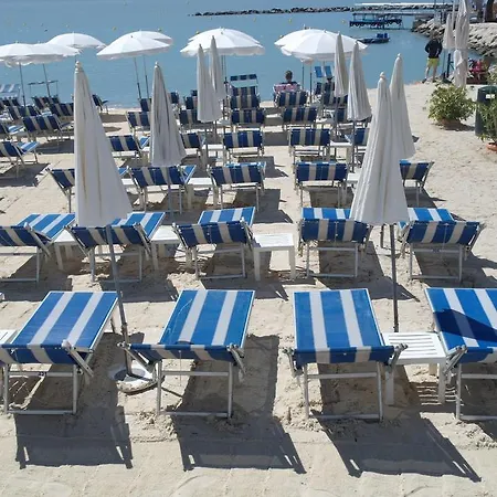 Villa Soraya , Quiet Location With Big Garden Near Beach And Old Town Of Nice Extérieur photo