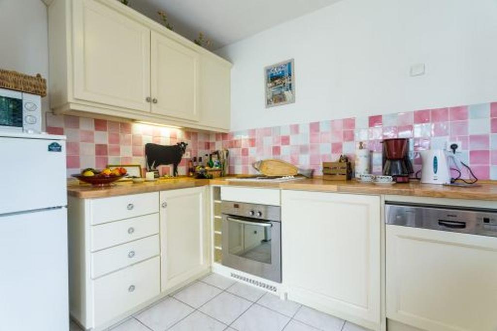 Appartamento Soraya , Quiet Location With Big Garden Near And Old Town Of *