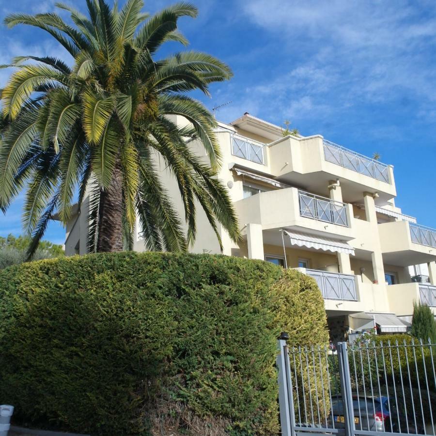 Soraya , Quiet Location With Big Garden Near And Old Town Of Appartamento *